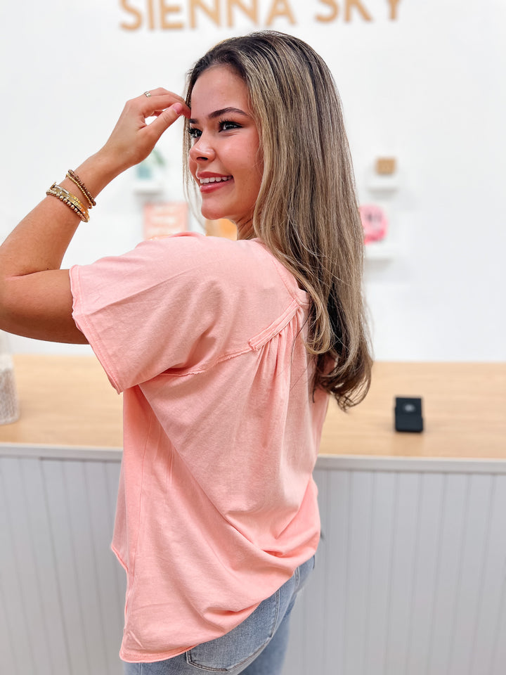 Everly Pocket Tee - Sienna Sky Boutique