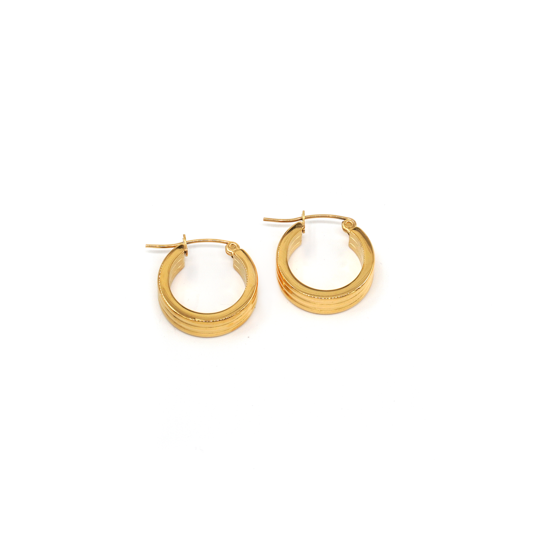Claire Hinge Hoops - Sienna Sky Boutique